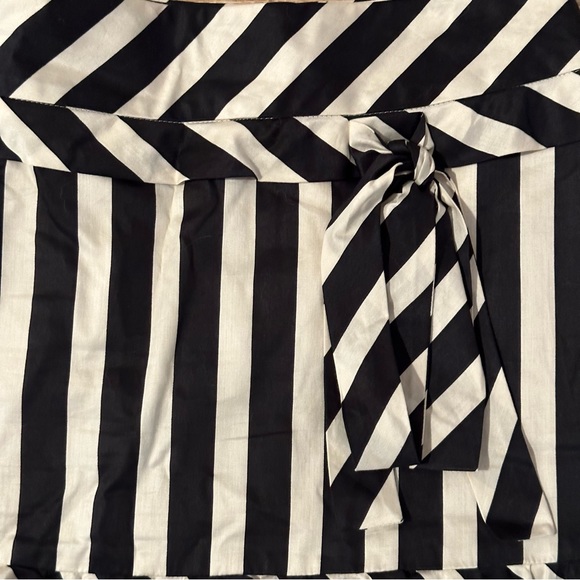 LOFT Skirt Midi Striped Tiered Ruffle Blue & Ivory Size 8 - Picture 2 of 5